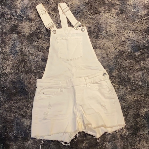 White short overalls - Picture 1 of 6